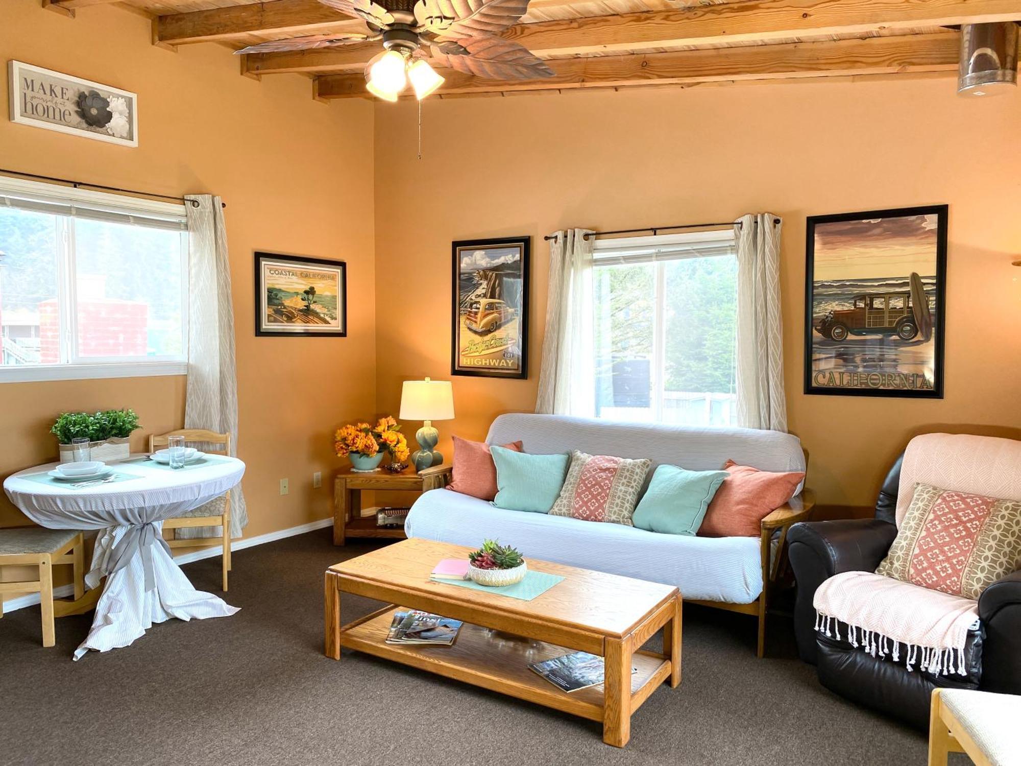 Riverview Cozy Home By The River Klamath Esterno foto